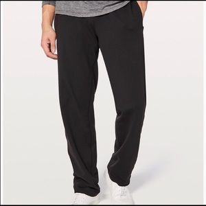Men’s lululemon kungfu black pants size large